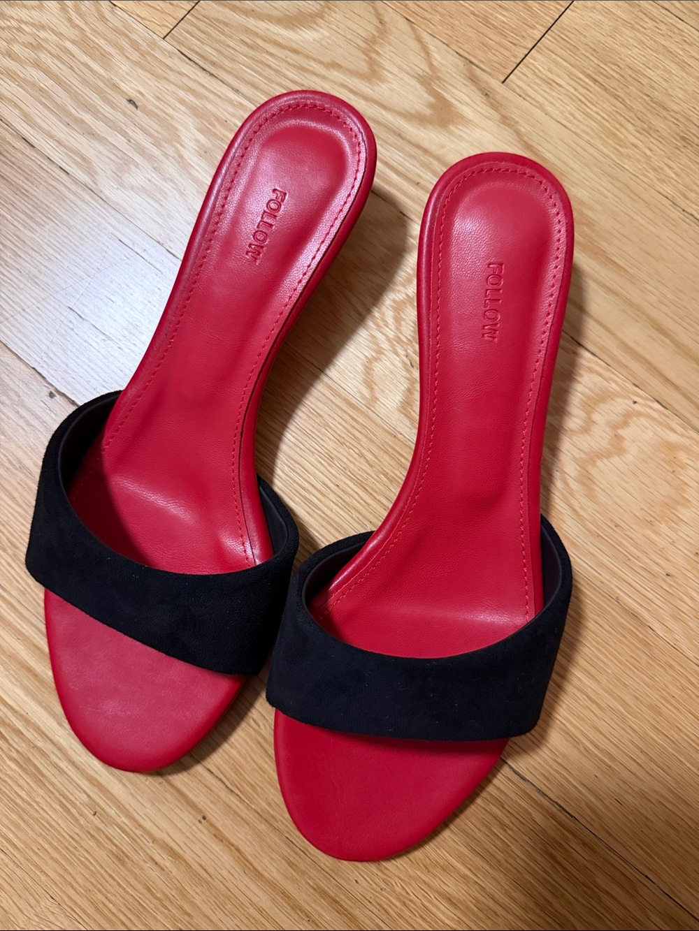 Source Unknown Red and Black Open-Toe Slide Mules